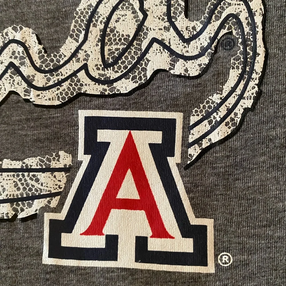 EUC women’s L Arizona Wildcat lace tee - Picture 8 of 14